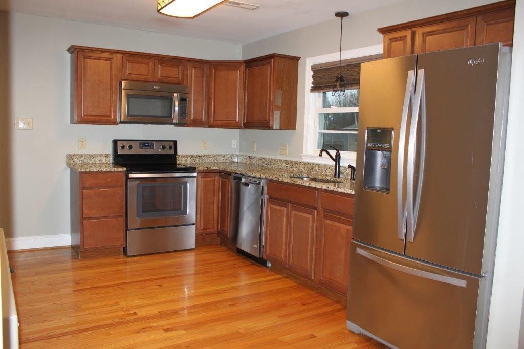 3545 Windsor Road Roanoke, VA 24018 - Photo 16 of 47 Kitchen 1
