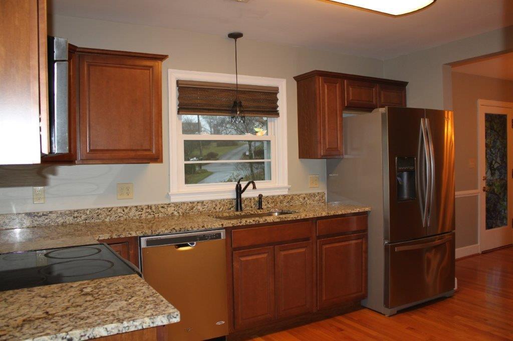 3545 Windsor Road Roanoke, VA 24018 - Photo 17 of 47 Kitchen 2