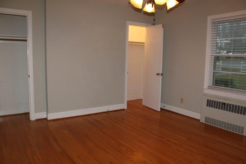 3545 Windsor Road Roanoke, VA 24018 - Photo 27 of 47 IMG_3395