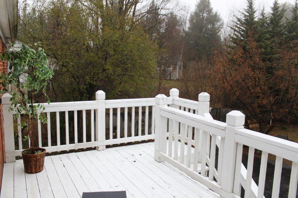 3545 Windsor Road Roanoke, VA 24018 - Photo 35 of 47 Deck