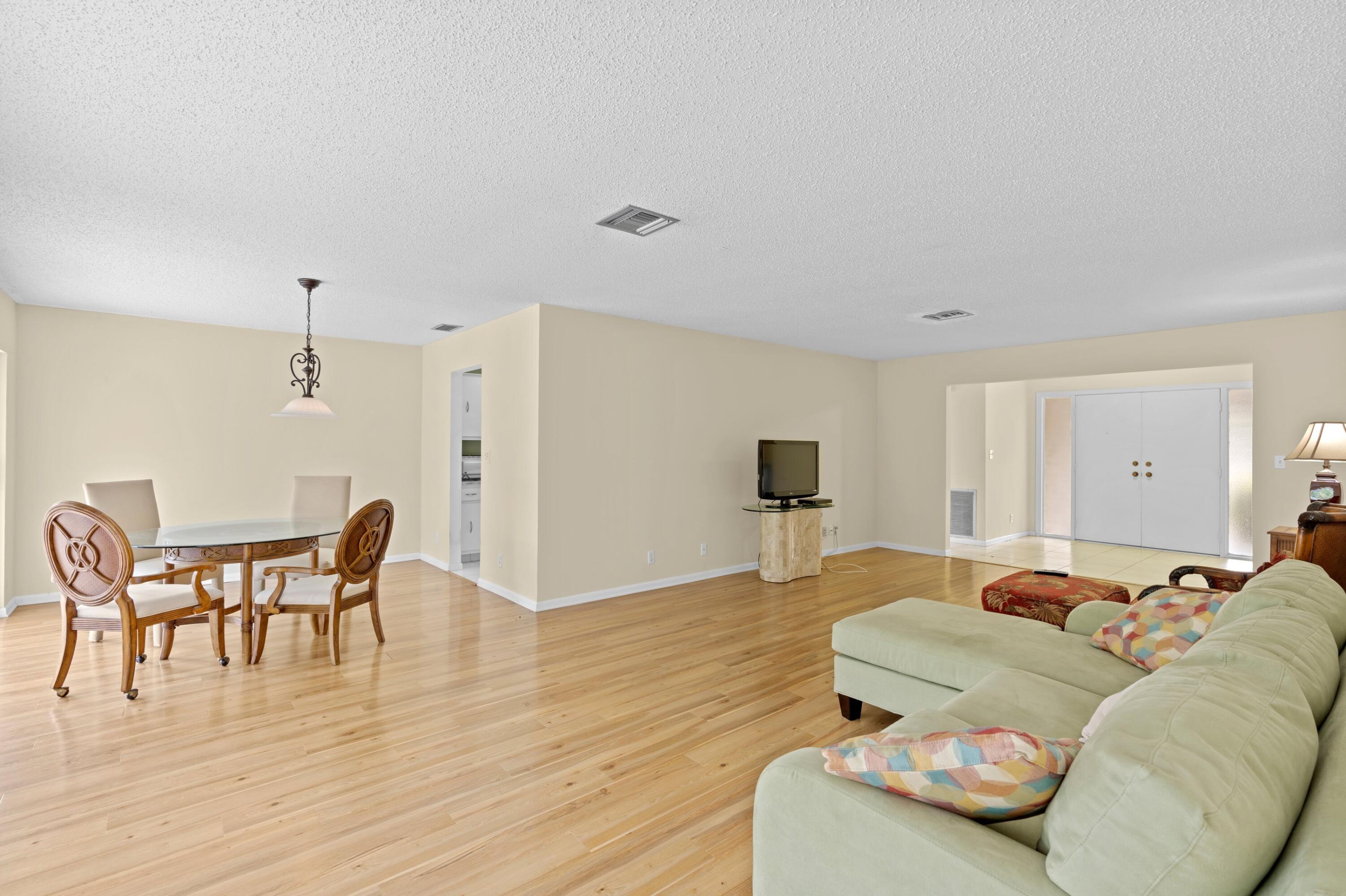 500 Southwest 2nd Street Boca Raton, FL 33432 - Photo 5 of 36 Foyer