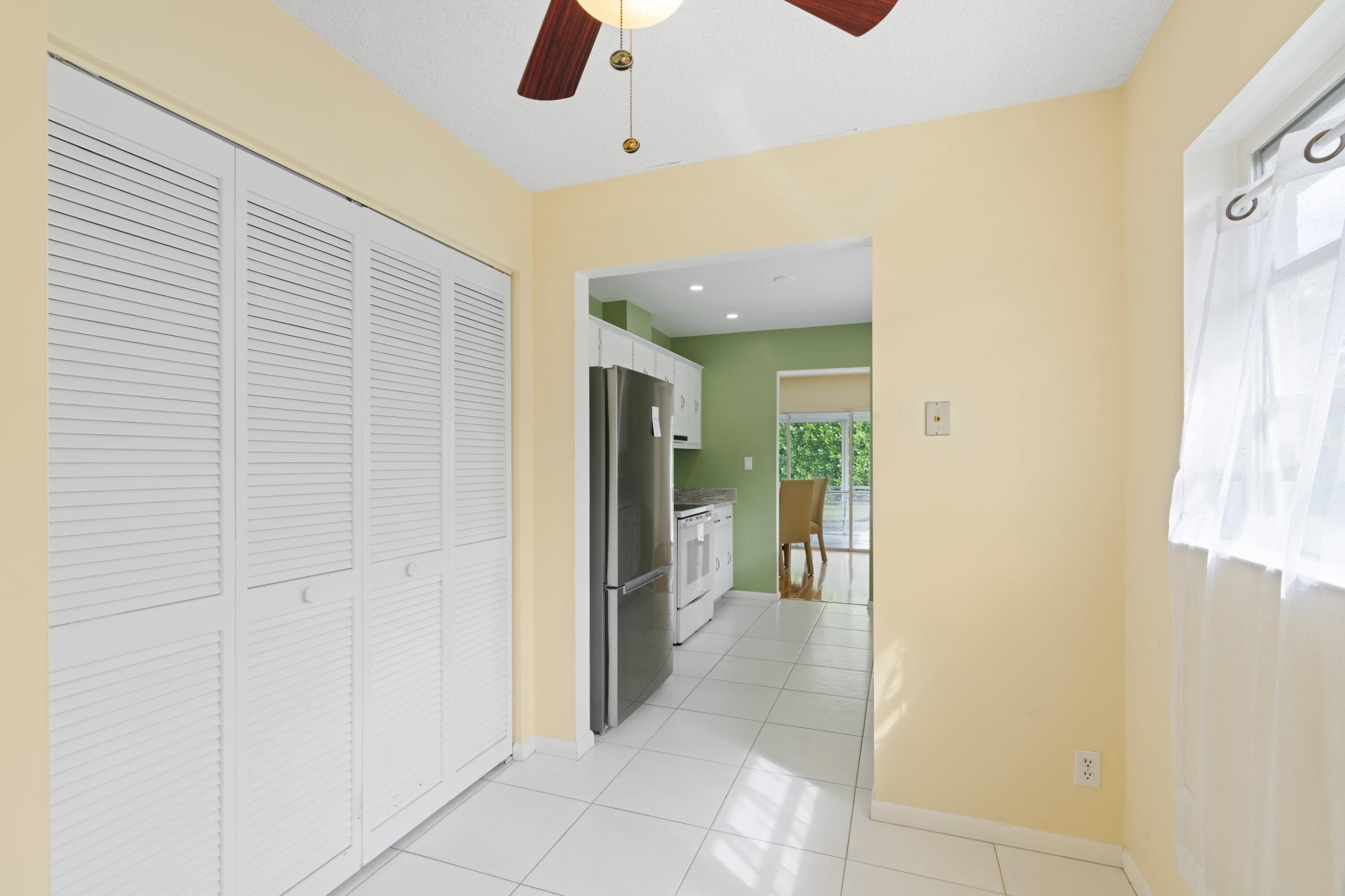 500 Southwest 2nd Street Boca Raton, FL 33432 - Photo 10 of 36 Breakfast Nook