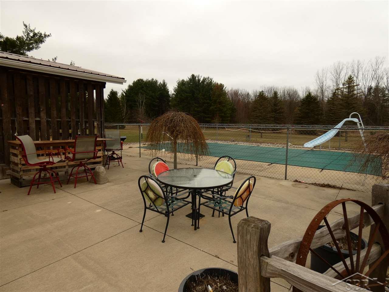 13839 West Harris Road Chesaning, MI 48616 - Photo 25 of 33 31375973-24.JPG