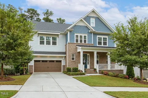 a view of a outdoor seating area with furniture