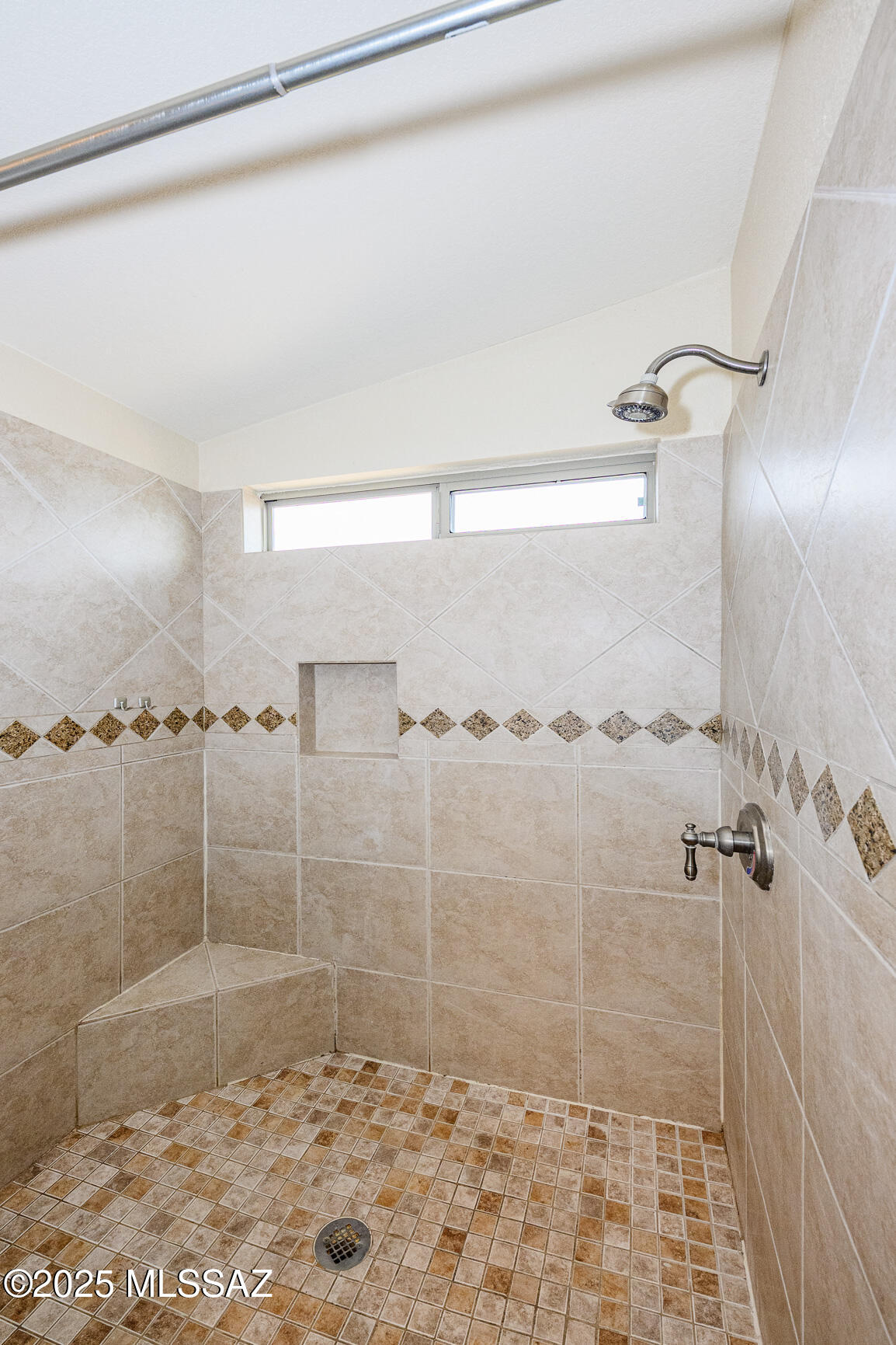 2300 West Golden Hills Road Tucson, AZ 85745 - Photo 30 of 47