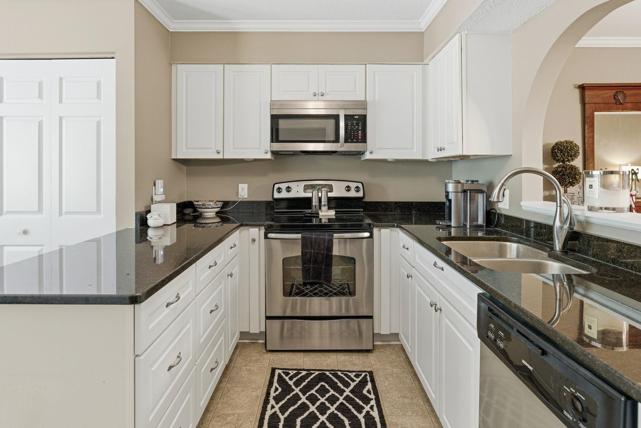 83 Forest Oaks Way Spartanburg, SC 29307 - Photo 4 of 22