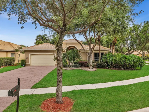 $725,000 | 7191 Corning Circle, Boynton Beach, FL 33437