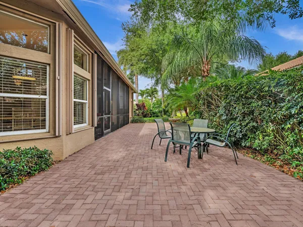 $725,000 | 7191 Corning Circle, Boynton Beach, FL 33437
