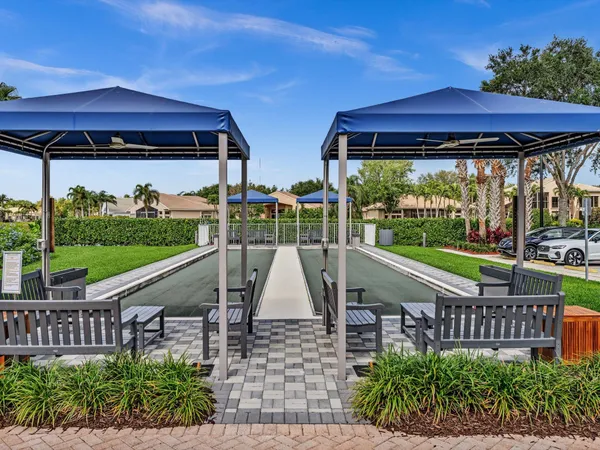 $725,000 | 7191 Corning Circle, Boynton Beach, FL 33437