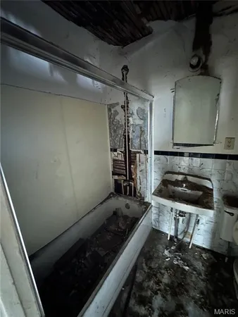 $24,000 | 526 West 4th Street, Centralia, IL 62801