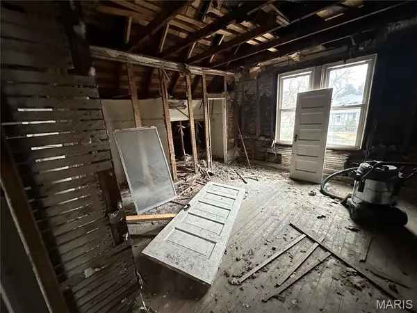 $23,000 | 526 West 4th Street, Centralia, IL 62801