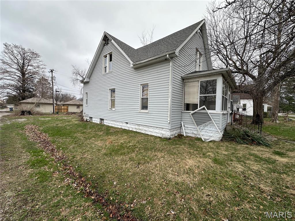 526 West 4th Street Centralia, IL 62801 - Photo 7 of 27