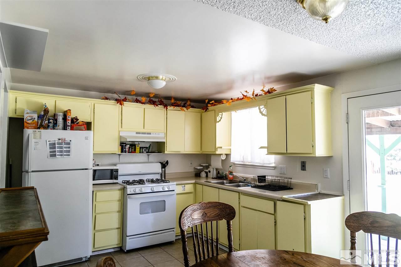 10003 Obsidian Drive Reno, NV 89506 - Photo 12 of 35 Photo 12