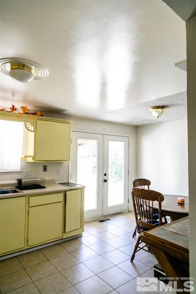 10003 Obsidian Drive Reno, NV 89506 - Photo 14 of 35 Photo 14