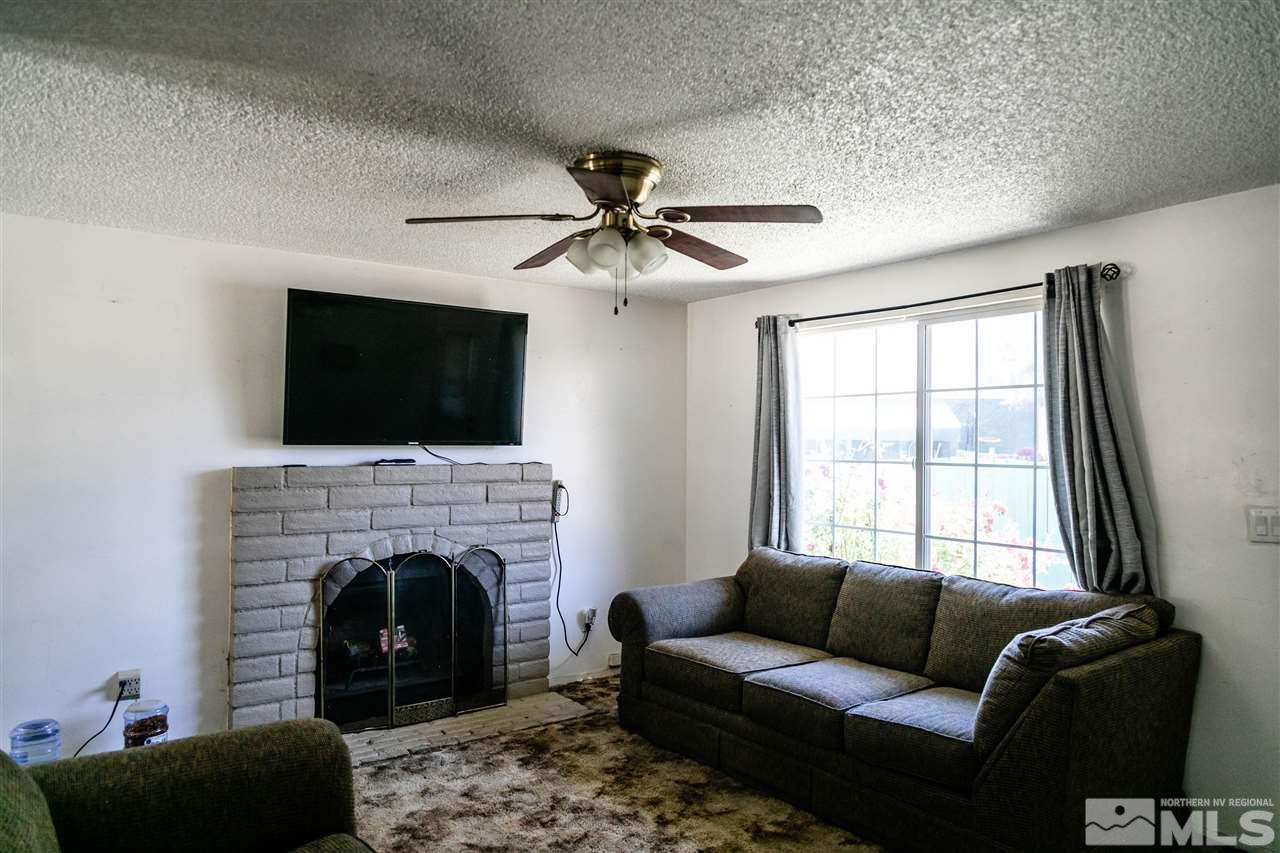 10003 Obsidian Drive Reno, NV 89506 - Photo 7 of 35 Photo 7