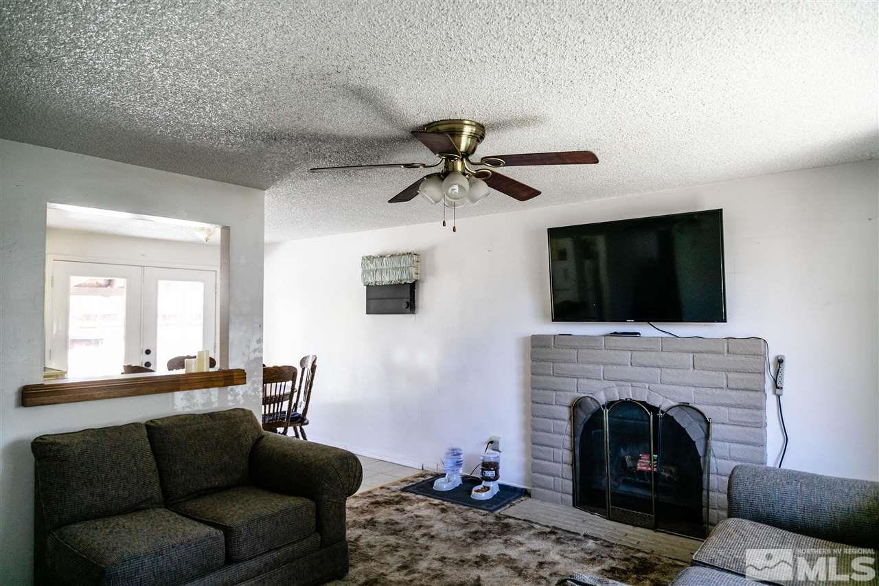 10003 Obsidian Drive Reno, NV 89506 - Photo 8 of 35 Photo 8
