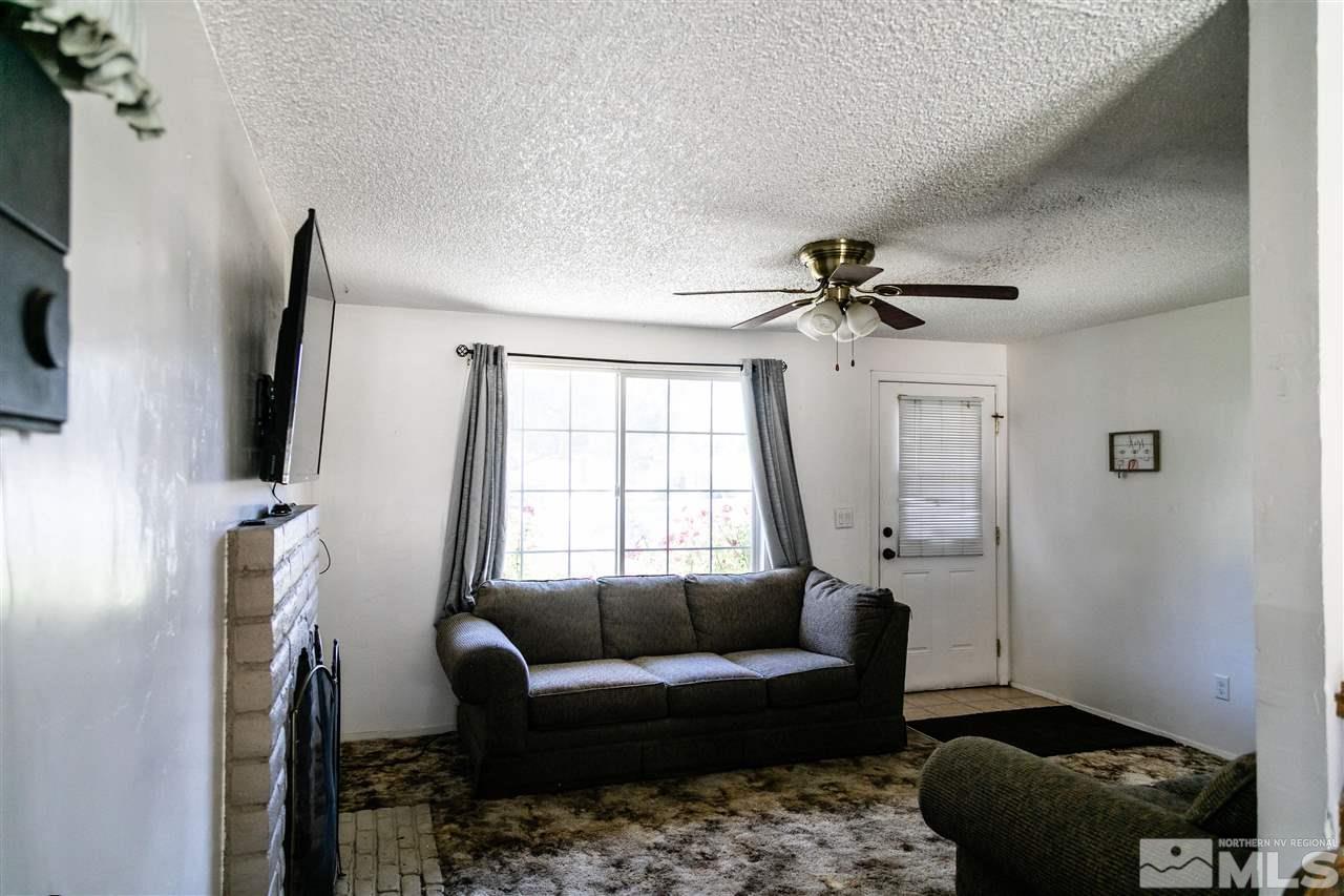 10003 Obsidian Drive Reno, NV 89506 - Photo 9 of 35 Photo 9