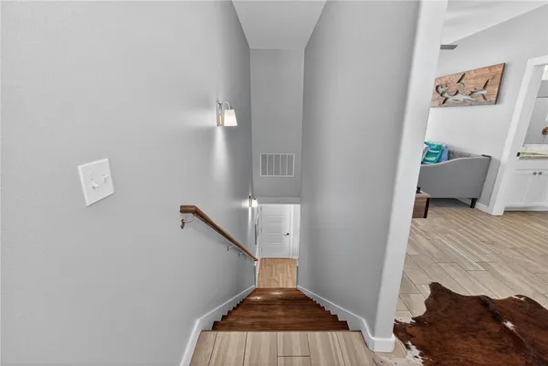 a view of entryway and workspace