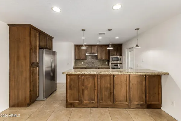 $3,450 | 6742 North 19th Street, Phoenix, AZ 85016