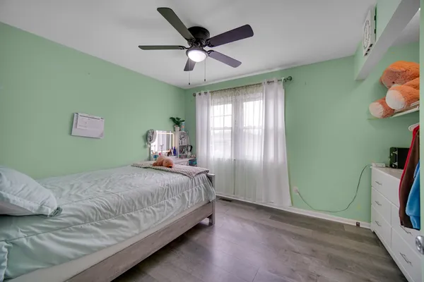 $225,900 | 19532 116th Avenue, Unit D, Mokena, IL 60448