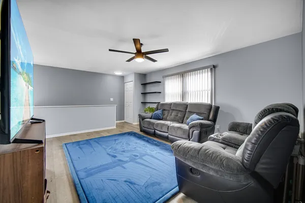 $225,900 | 19532 116th Avenue, Unit D, Mokena, IL 60448