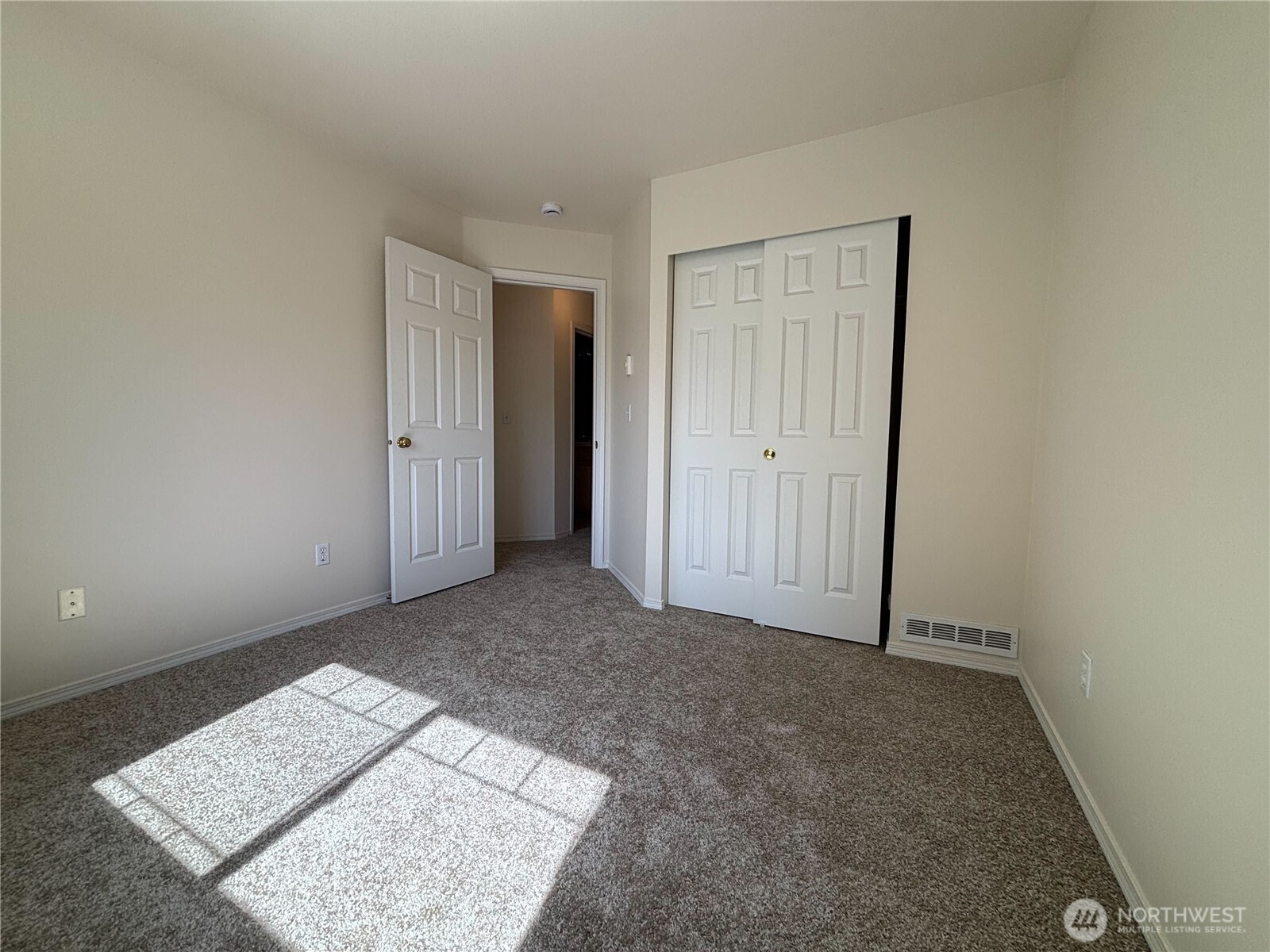 19151 110th Place Southeast Renton, WA 98055 - Photo 25 of 33 Gallery Image 25