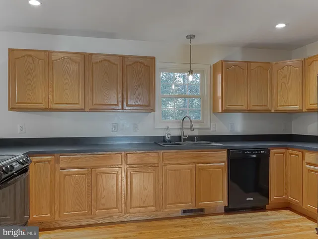 $2,600 | 19825 Fall Court, Great Mills, MD 20634