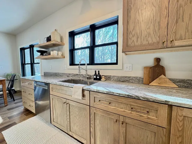 $799,900 | 37538 Norwood Lane, Battle Lake, MN 56515