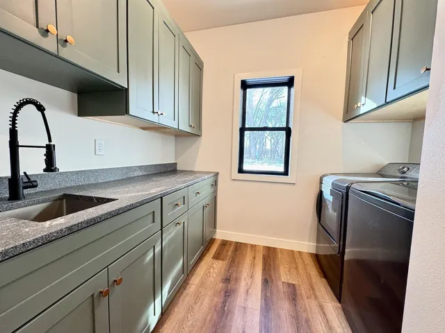 $799,900 | 37538 Norwood Lane, Battle Lake, MN 56515