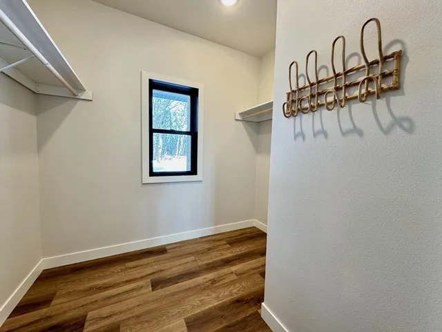 $799,900 | 37538 Norwood Lane, Battle Lake, MN 56515