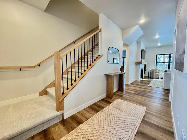 $799,900 | 37538 Norwood Lane, Battle Lake, MN 56515