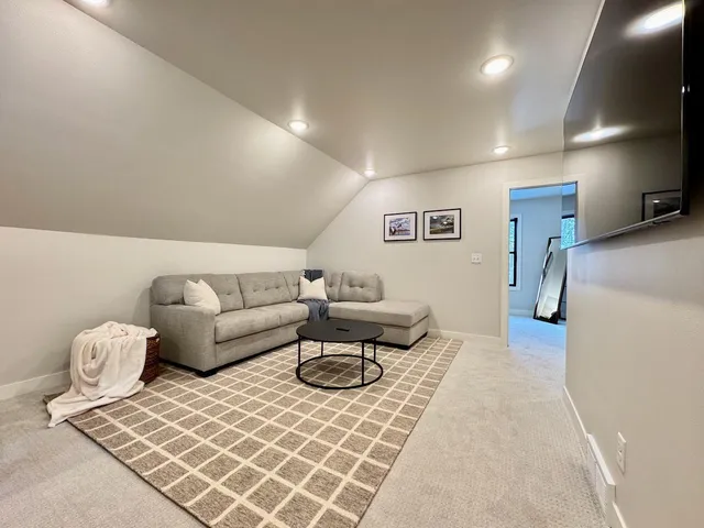 $799,900 | 37538 Norwood Lane, Battle Lake, MN 56515