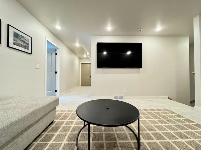 $799,900 | 37538 Norwood Lane, Battle Lake, MN 56515