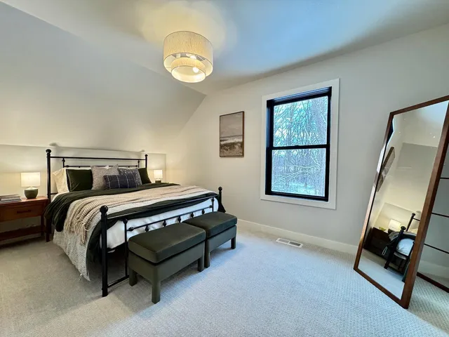 $799,900 | 37538 Norwood Lane, Battle Lake, MN 56515