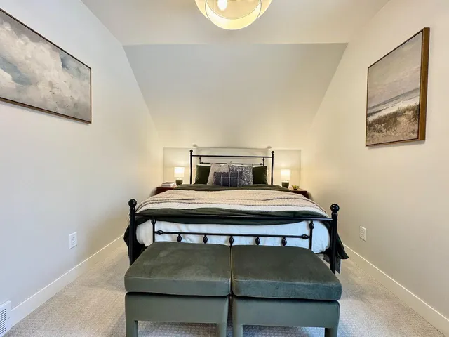 $799,900 | 37538 Norwood Lane, Battle Lake, MN 56515