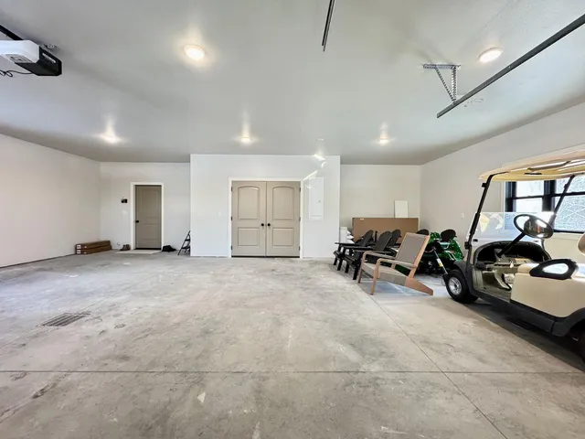 $799,900 | 37538 Norwood Lane, Battle Lake, MN 56515