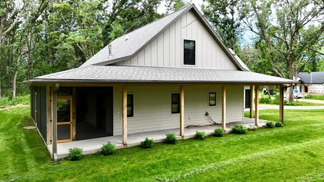 $799,900 | 37538 Norwood Lane, Battle Lake, MN 56515