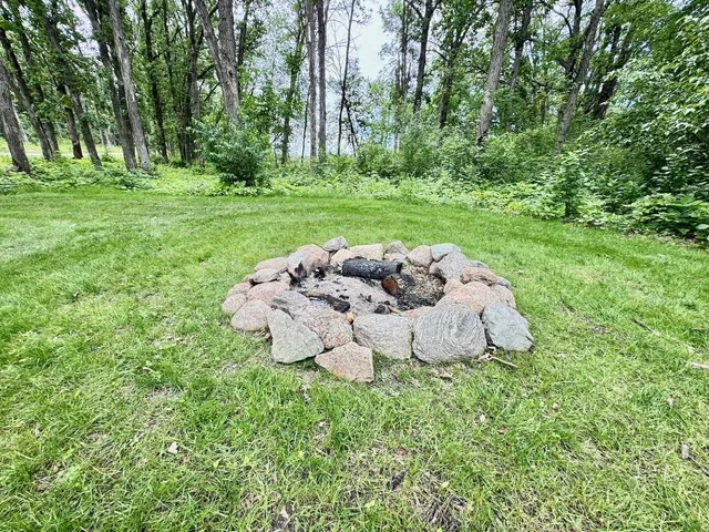 $799,900 | 37538 Norwood Lane, Battle Lake, MN 56515