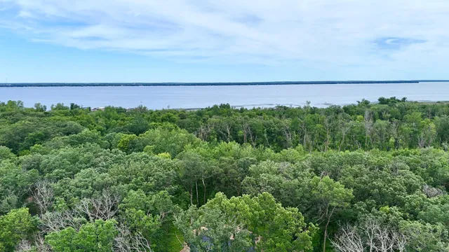 $799,900 | 37538 Norwood Lane, Battle Lake, MN 56515