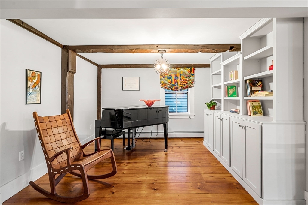 19 Middle Street Marblehead, MA 01945 - Photo 14 of 39