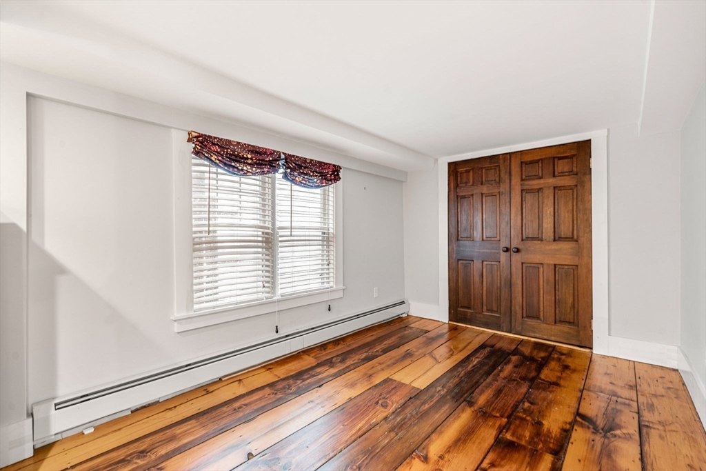 19 Middle Street Marblehead, MA 01945 - Photo 16 of 39