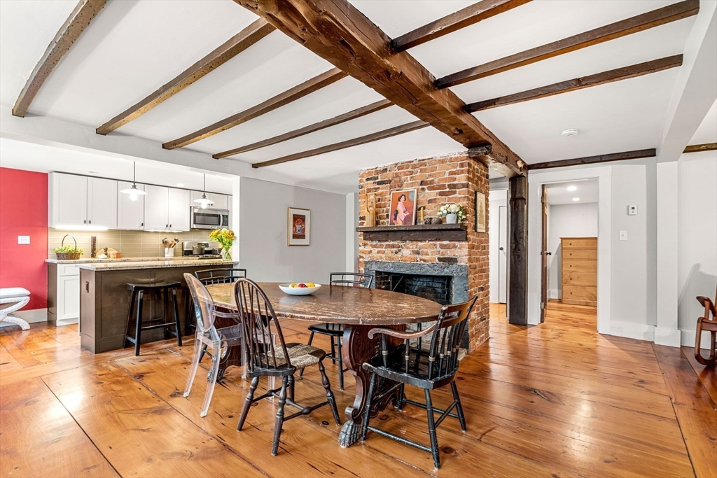 19 Middle Street Marblehead, MA 01945 - Photo 4 of 39