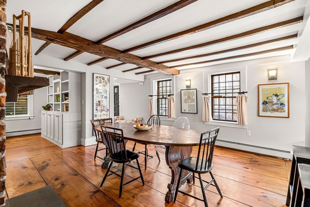 19 Middle Street Marblehead, MA 01945 - Photo 5 of 39