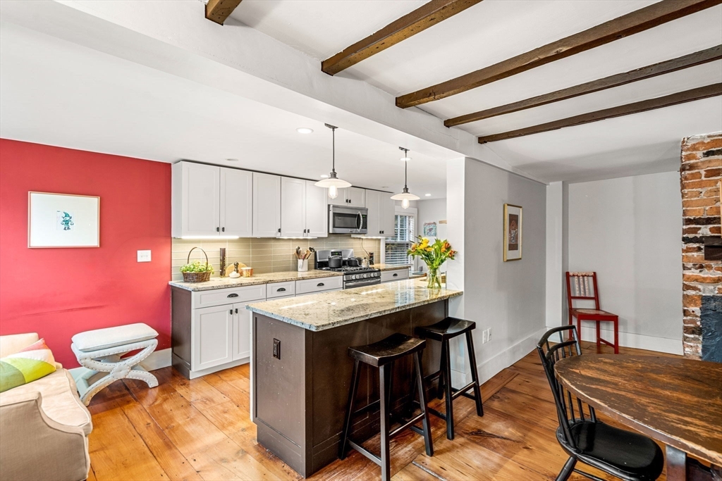 19 Middle Street Marblehead, MA 01945 - Photo 6 of 39