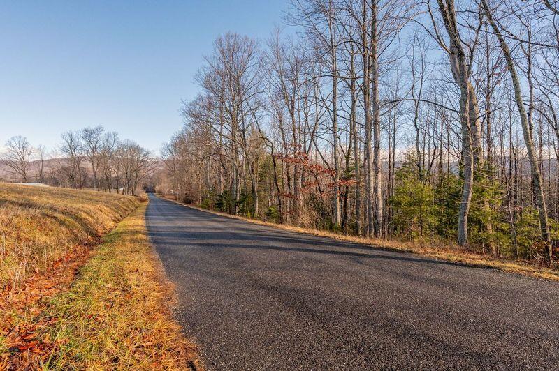 1372 Ahart Ridge Road Ararat, VA 24053 - Photo 4 of 34 4