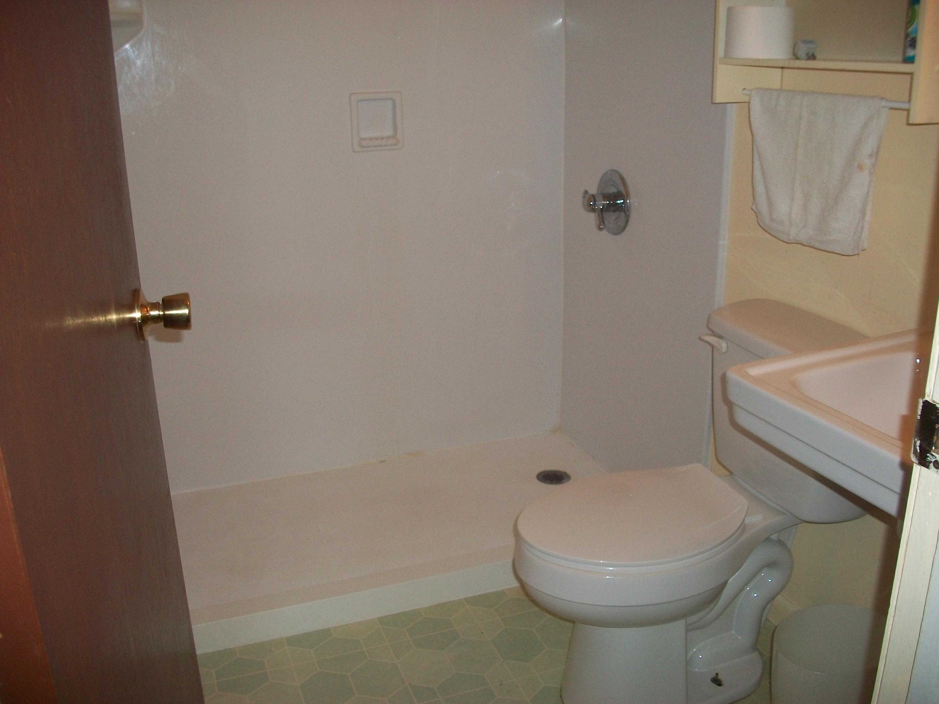 6598 Newport Road Catawba, VA 24070 - Photo 6 of 12 100_2522