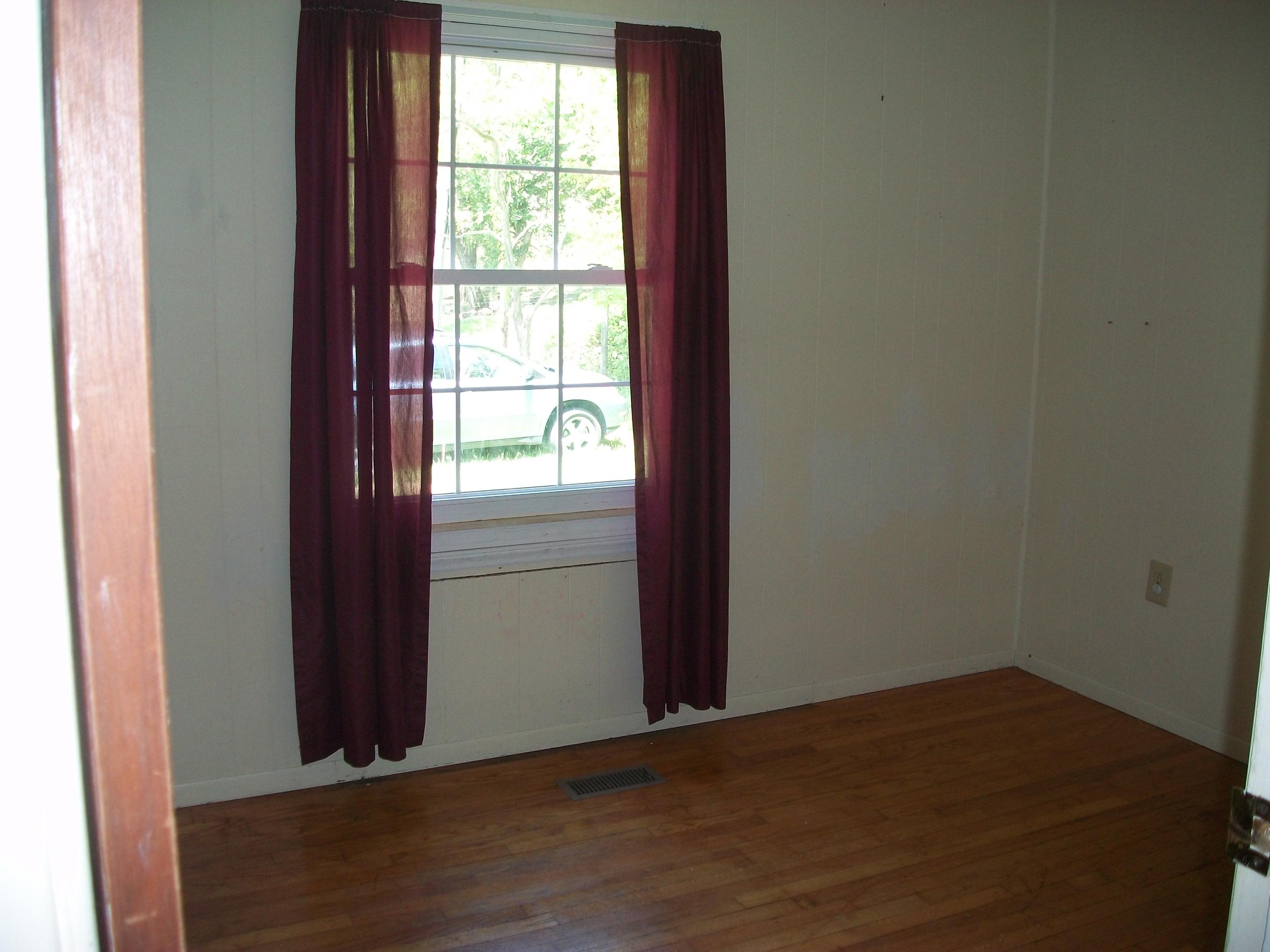 6598 Newport Road Catawba, VA 24070 - Photo 10 of 12 100_2526