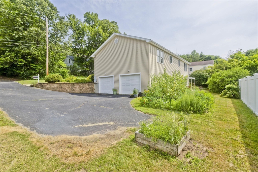 45 Spring St Extension South Hadley, MA 01075 - Photo 41 of 42 Gallery Image 41