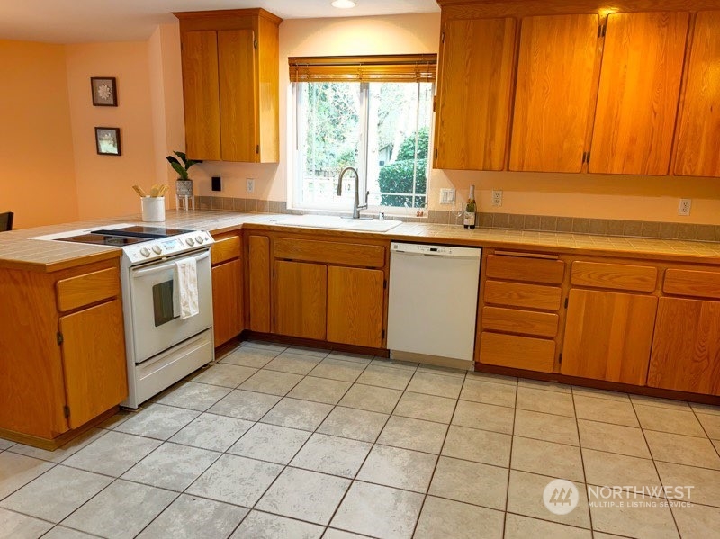 1490 East Old Ranch Road Allyn, WA 98524 - Photo 7 of 21 Gallery Image 7