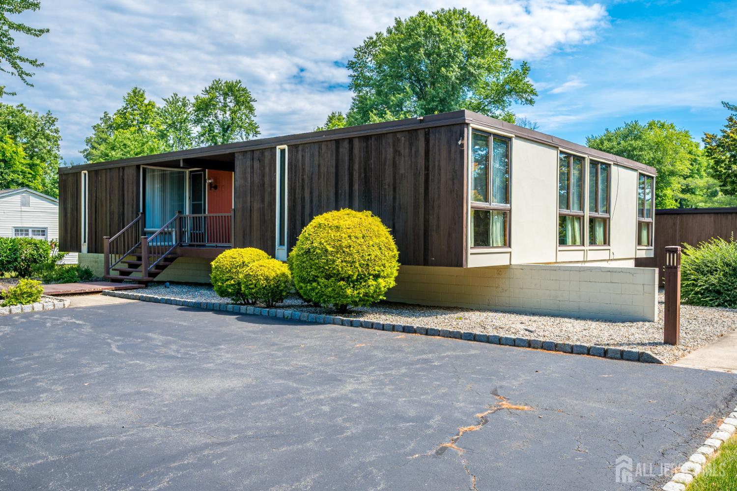 34 Henderson Road Kendall Park, NJ 08824 - Photo 40 of 56